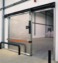 m2p-usa-glisanta-pentru-spatii-frigorifice